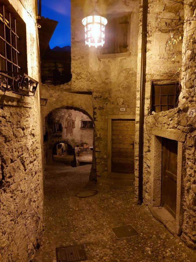 La Piazzetta Di Canale B&B Tenno Dış mekan fotoğraf