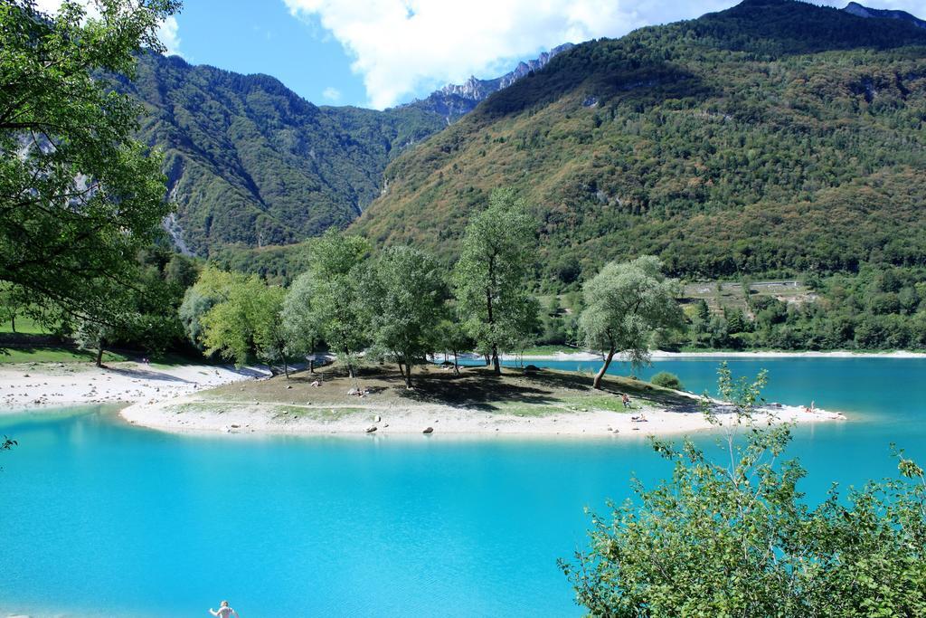 La Piazzetta Di Canale B&B Tenno Dış mekan fotoğraf